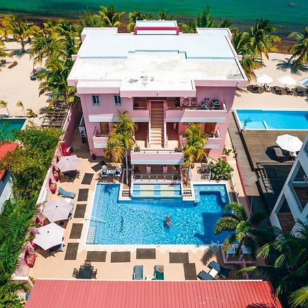 Miramar Suites Placencia Екстериор снимка